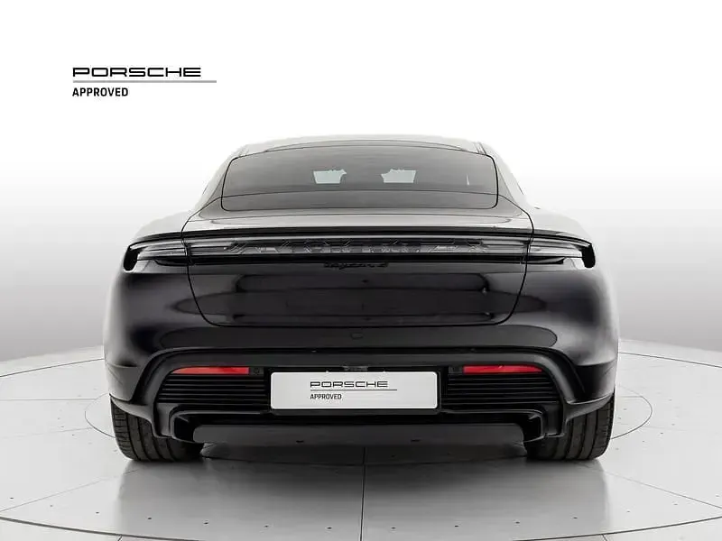 Nuova Porsche Taycan 4 Black Edition 319 kW (435 CV) 2026 Berlina