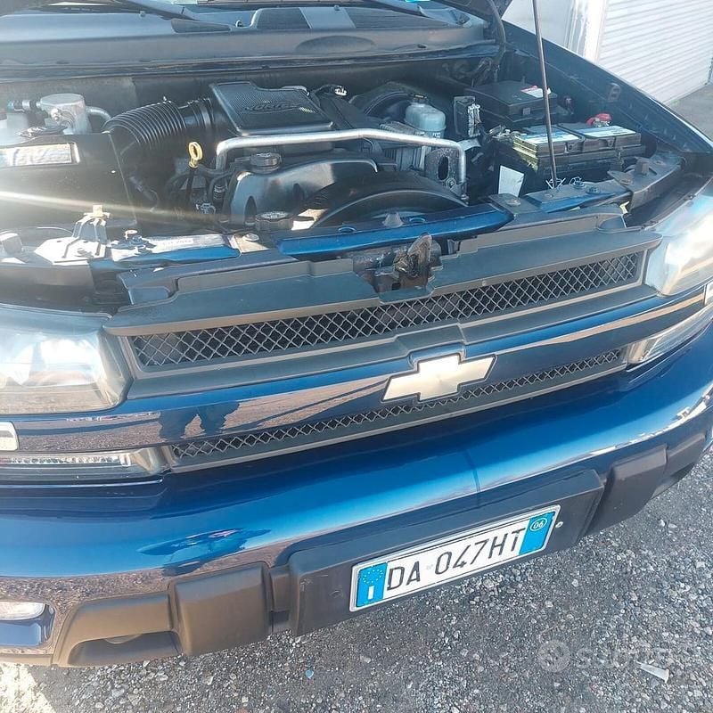 Usata Chevrolet TrailBlazer LTZ 273 CV (200 kW) 2006 Blu SUV