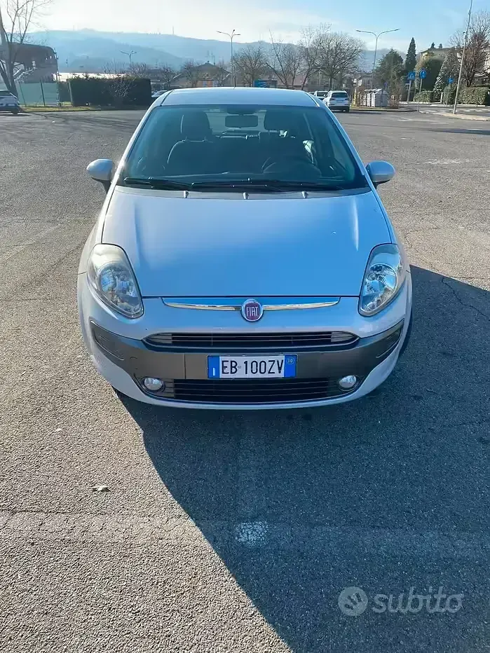 Usata Fiat Punto Evo 95 CV (69 kW) 2010 Bianco Utilitaria