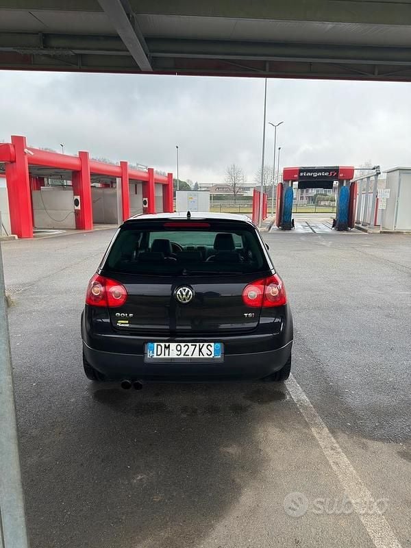Usata VW Golf V GTI 140 CV (102 kW) 2007 Berlina