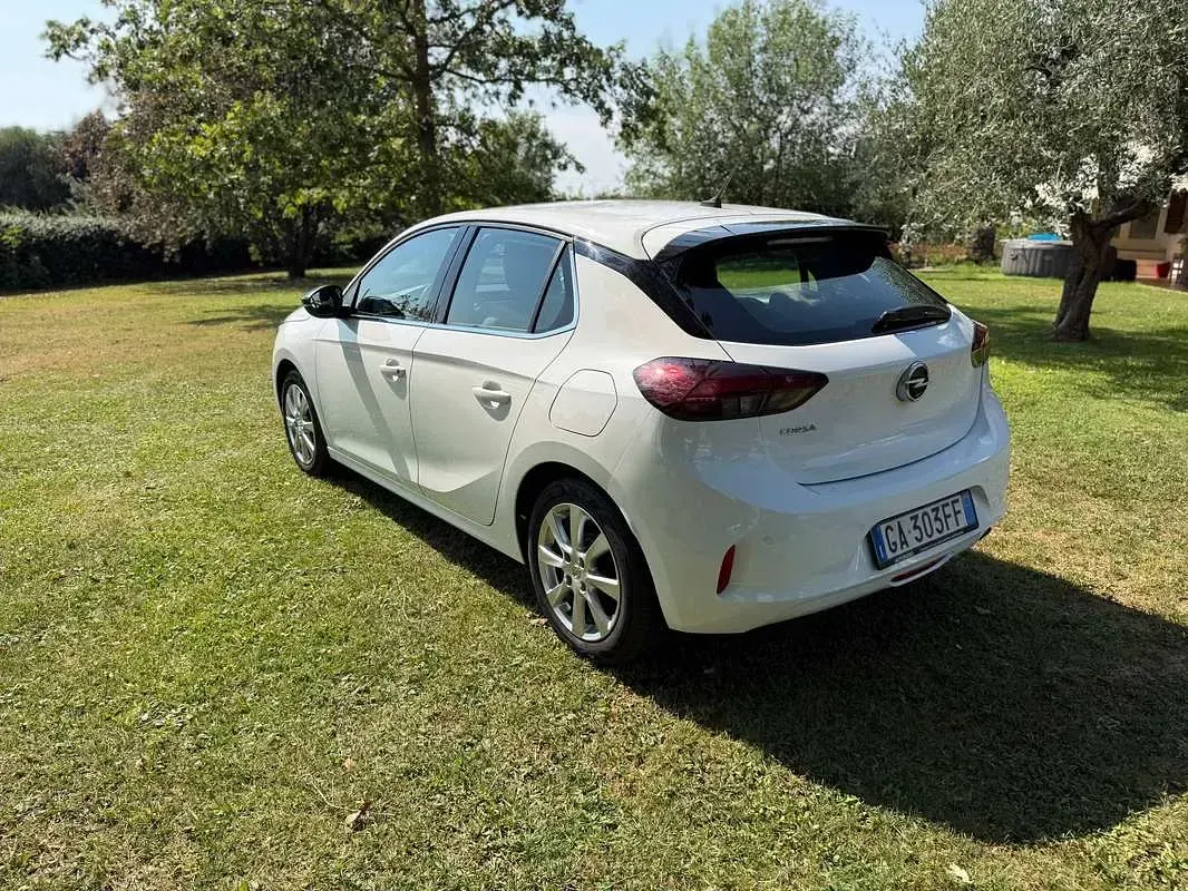 Usata Opel Corsa Elegance 75 CV (55 kW) 2020 Bianco Utilitaria