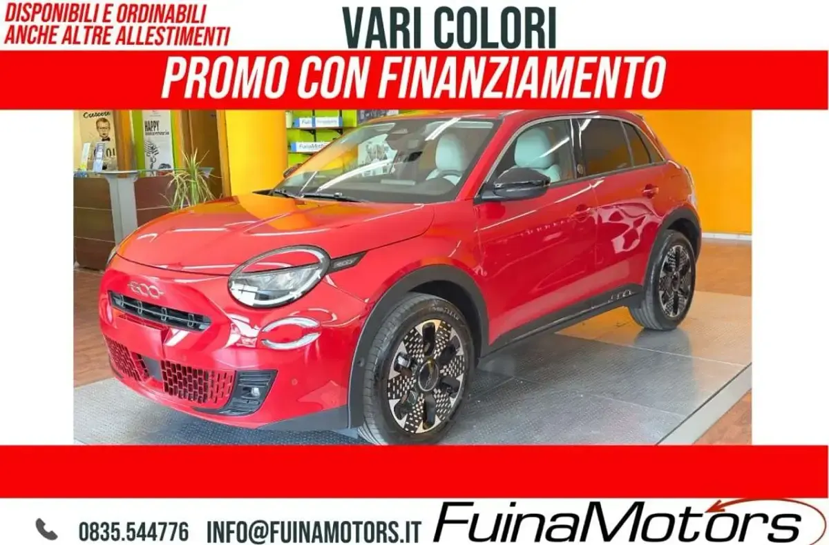 Nuova Fiat 600 La Prima 101 CV (74 kW) 2026 Nero SUV