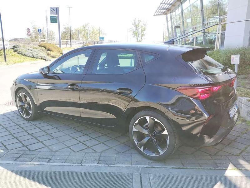 Usata Cupra Leon 150 CV (110 kW) 2025 Nero Berlina