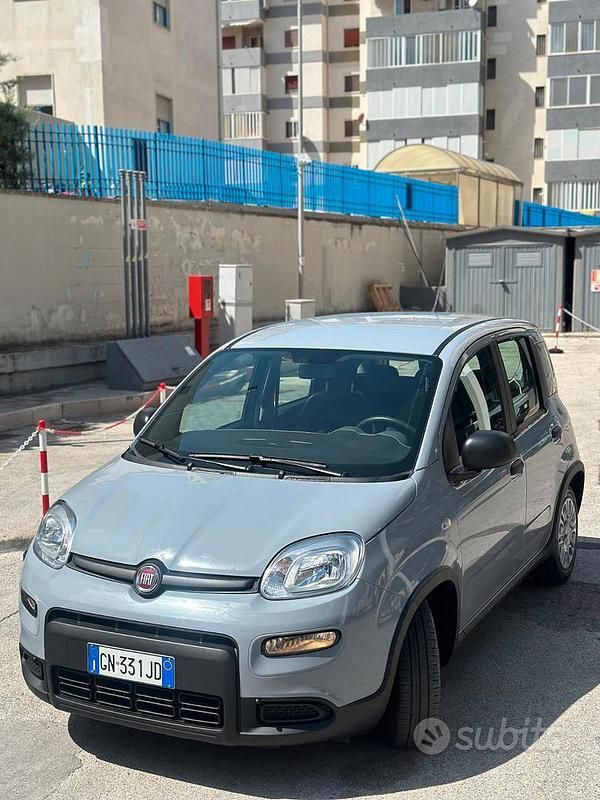 Käytetty Fiat Panda 70 HP (51 kW) 2023 Viistoperä