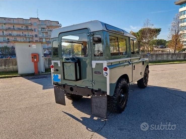 Usata Land Rover 88 1981 Verde SUV