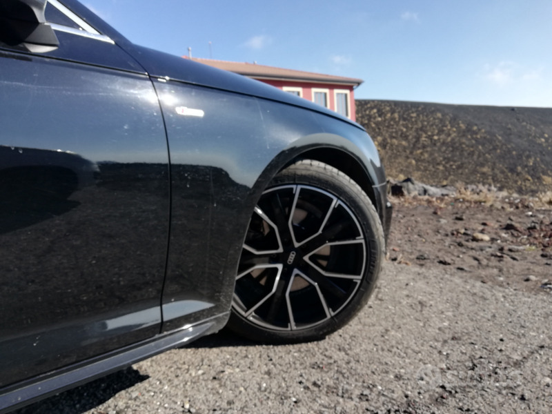 Usato 2016 Audi A4 2.0 Diesel 122 CV (21.000 €)