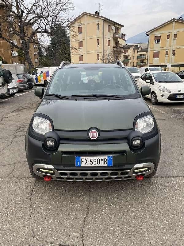 Usata Fiat Panda Cross Cross 86 CV (63 kW) 2019 Verde Utilitaria