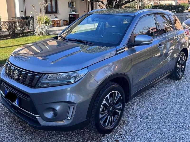 Usata Suzuki Vitara 129 CV (94 kW) 2021 Grigio SUV