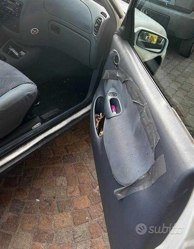 Usata Ford Fiesta 1998 Utilitaria