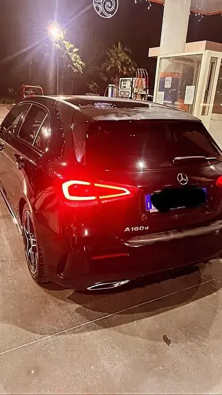 Usata Mercedes A180 Premium 116 CV (85 kW) 2018 Berlina