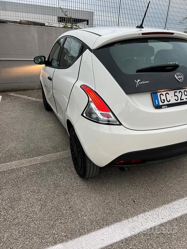 Usata Lancia Ypsilon 2020 Bianco Utilitaria
