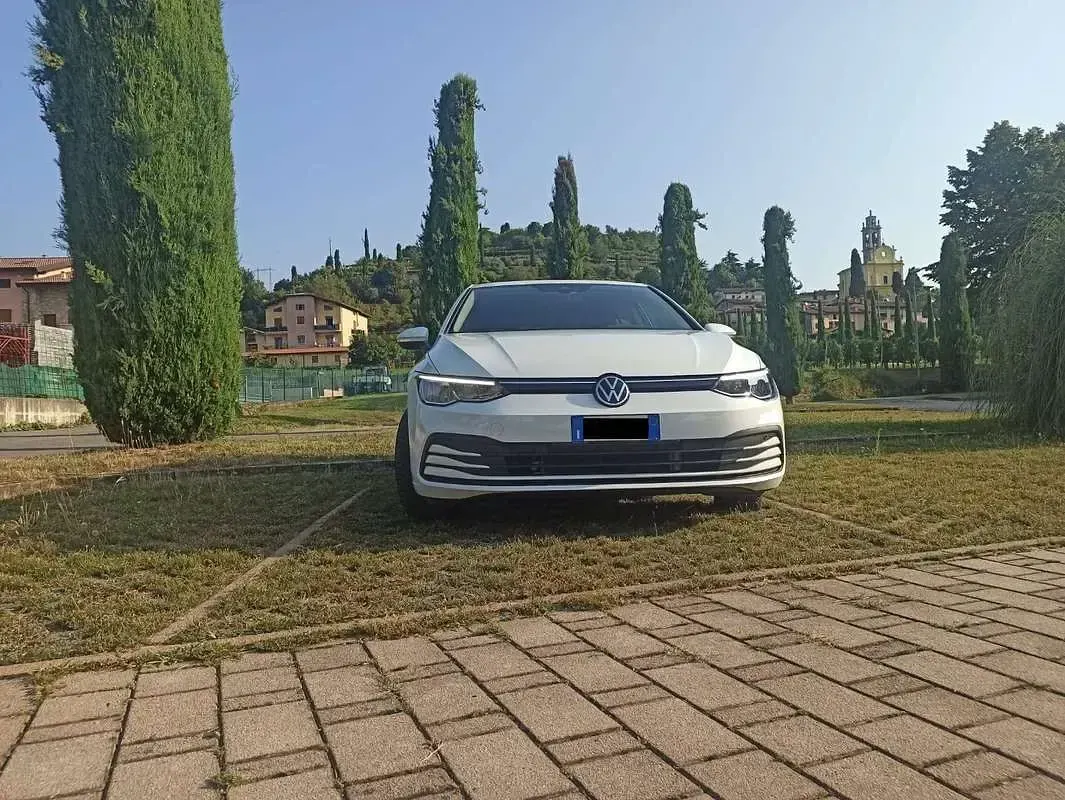 Usata VW Golf VII Life 150 CV (110 kW) 2020 Bianco Berlina