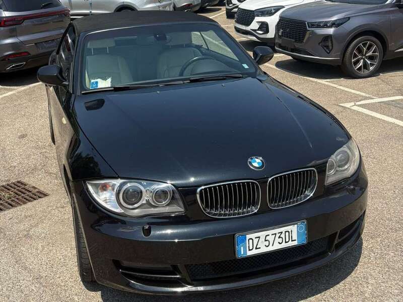 Usata BMW 118 Cabriolet 143 CV (105 kW) 2009 Nero Cabrio