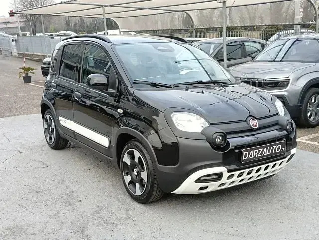 Nuova Fiat Panda Cross Cross 69 CV (50 kW) 2025 Nero metallizzato Utilitaria