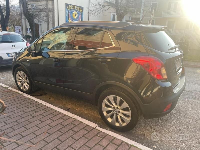 Usata Opel Mokka 136 CV (100 kW) 2015 Nero SUV