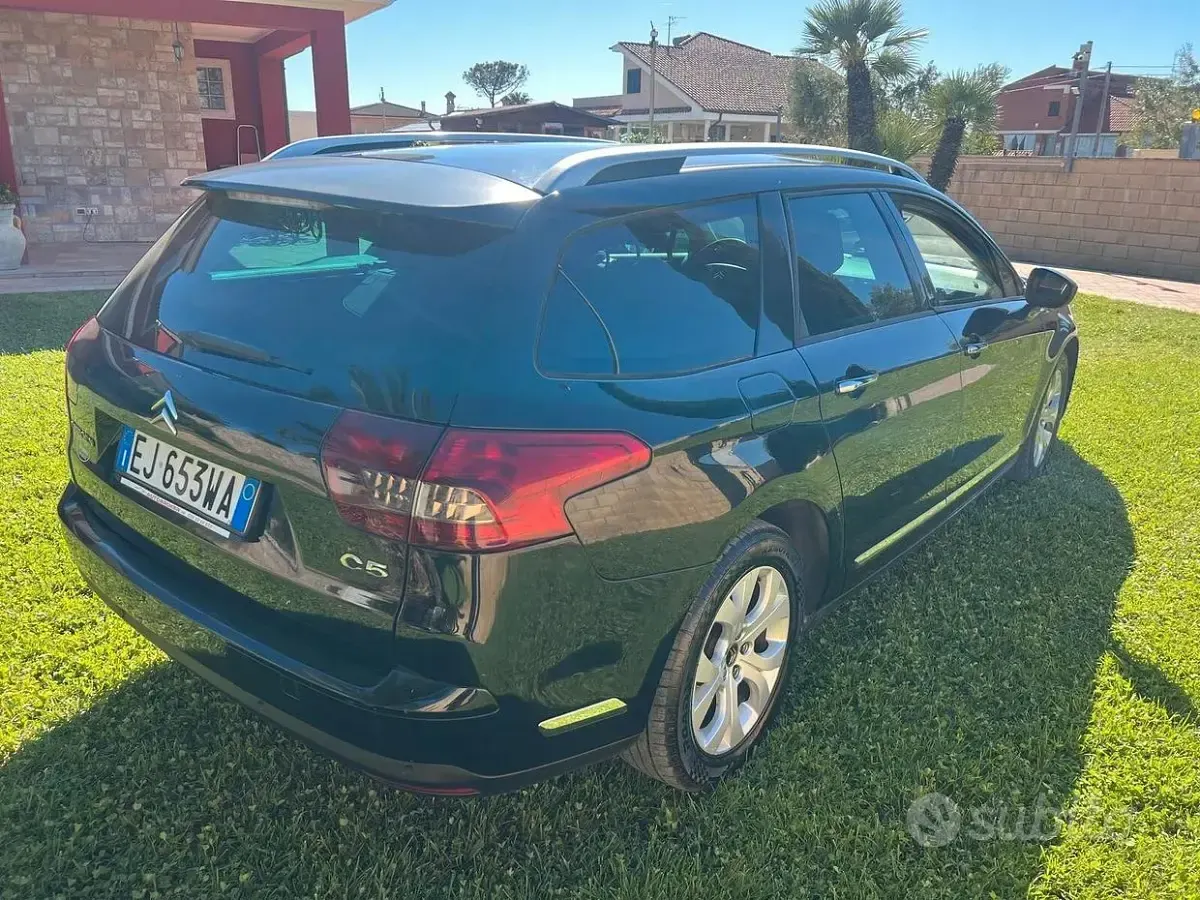 Usata Citroën C5 140 CV (102 kW) 2011 Nero Station wagon