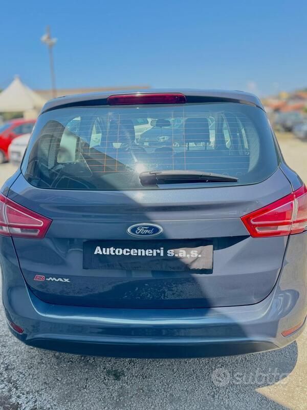Usata Ford B-MAX 90 CV (66 kW) 2014 Grigio Monovolume