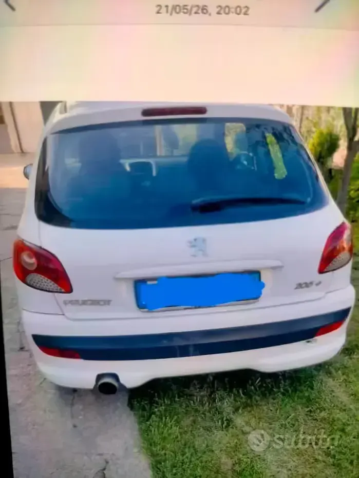 Usata Peugeot 206 60 CV (44 kW) 2012 Berlina