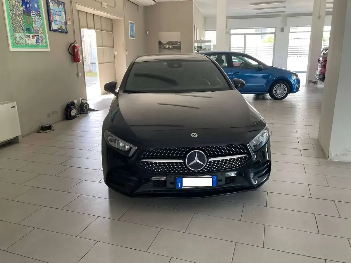 Usata Mercedes A200 Premium 150 CV (110 kW) 2021 Nero Berlina