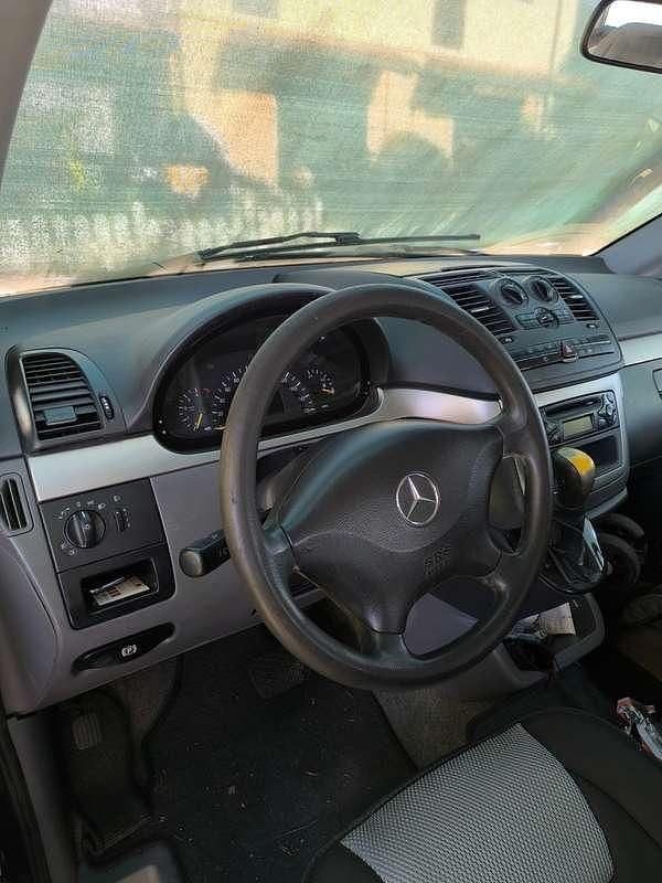 Blu/azzurro Usata 2006 Mercedes Viano Monovolume | 5990 € (Ottimo prezzo) - Immagine 1/4