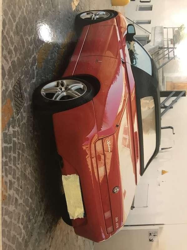 Usata Alfa Romeo Spider 165 CV (121 kW) 2003 Rosso Cabrio