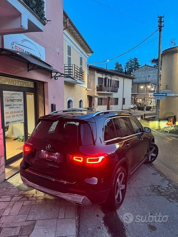 Usata Mercedes GLB200 Premium 150 CV (110 kW) 2023 Nero SUV