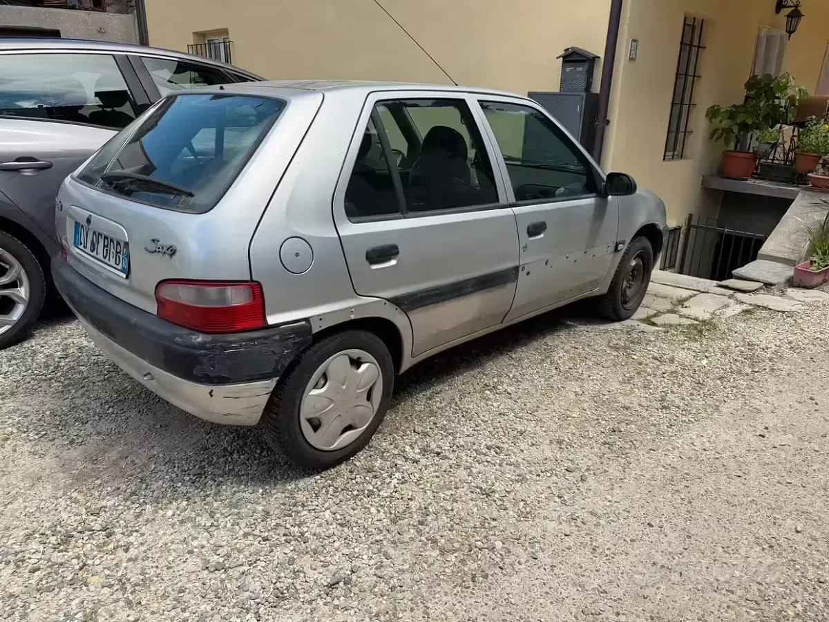 Usata Citroën Saxo 57 CV (41 kW) 2001 Utilitaria