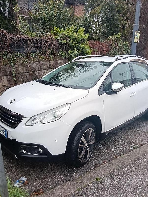 Usata Peugeot 2008 2016 Bianco SUV