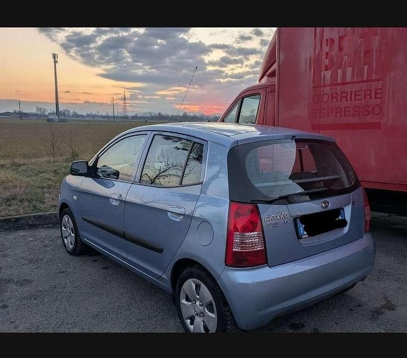 Usata Kia Picanto LX 60 CV (44 kW) 2006 Utilitaria