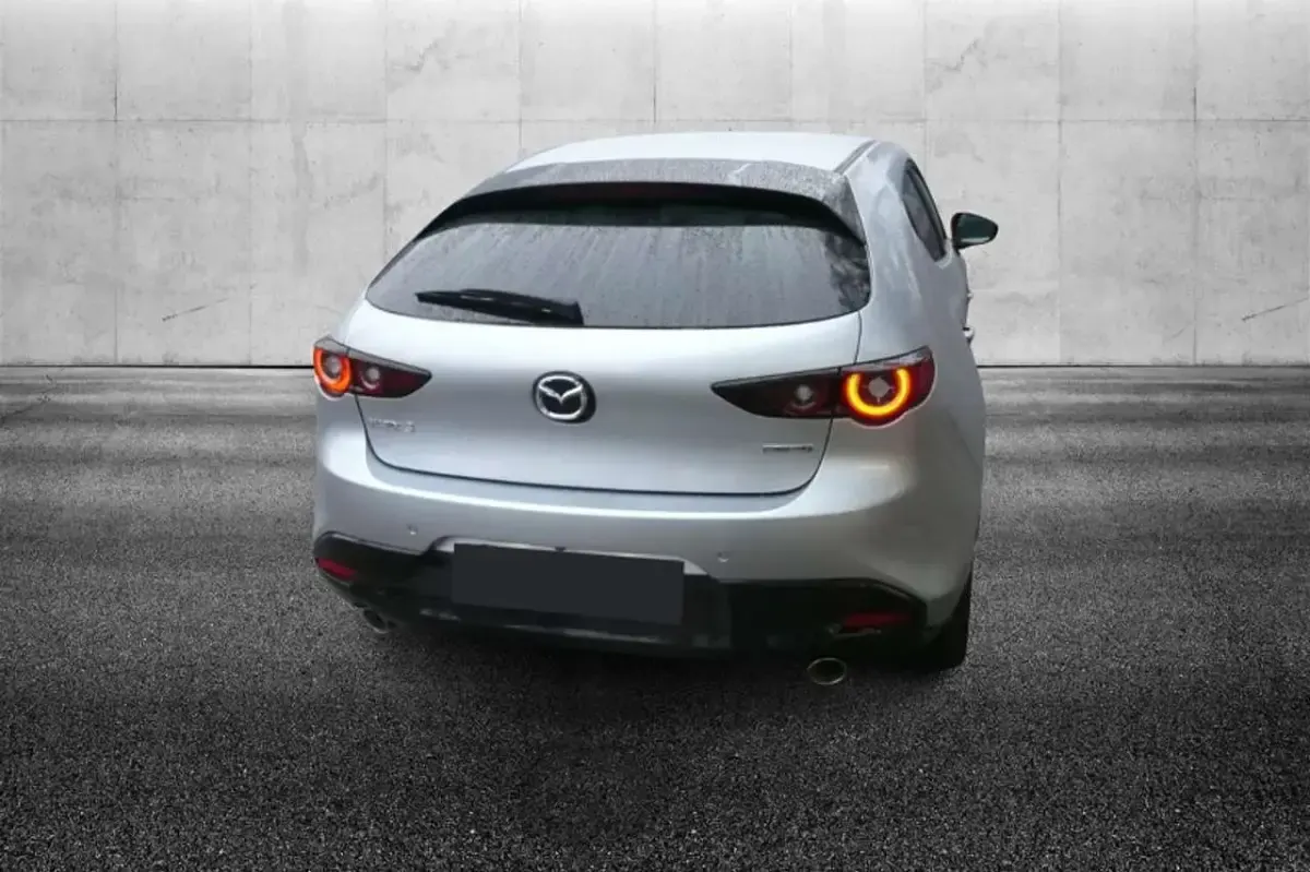 Usata Mazda 3 186 CV (136 kW) 2023 Argento Berlina
