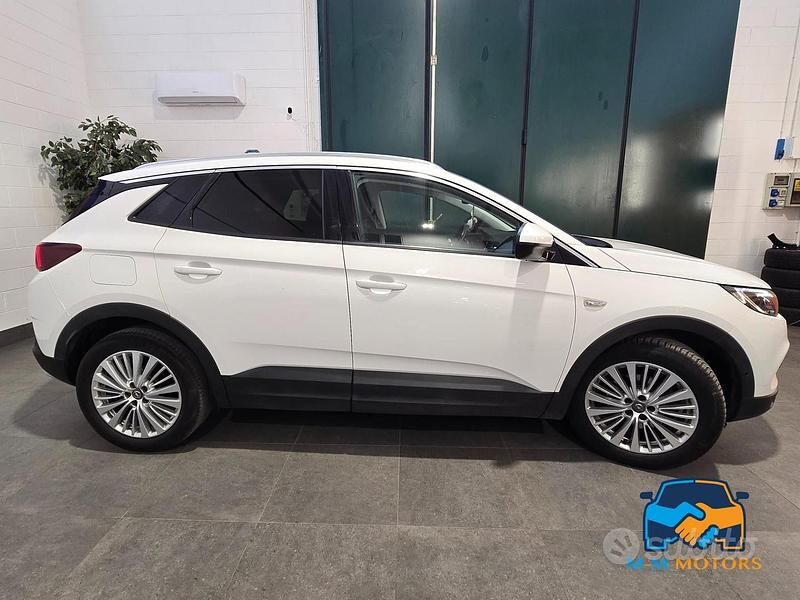 Usata Opel Grandland X Innovation 120 CV (88 kW) 2018 Bianco SUV
