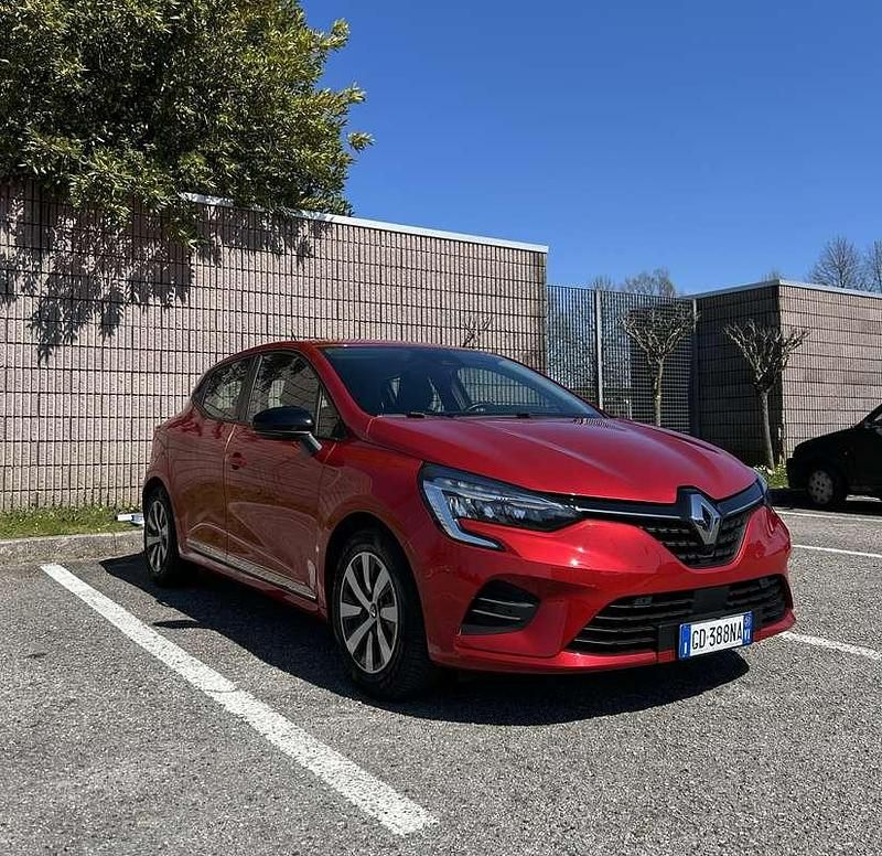 Usata Renault Clio V Zen 91 CV (66 kW) 2021 Berlina