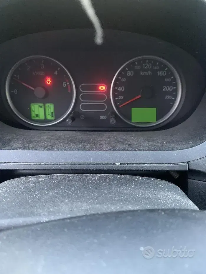 Usata Ford Fiesta 68 CV (50 kW) 2005 Utilitaria