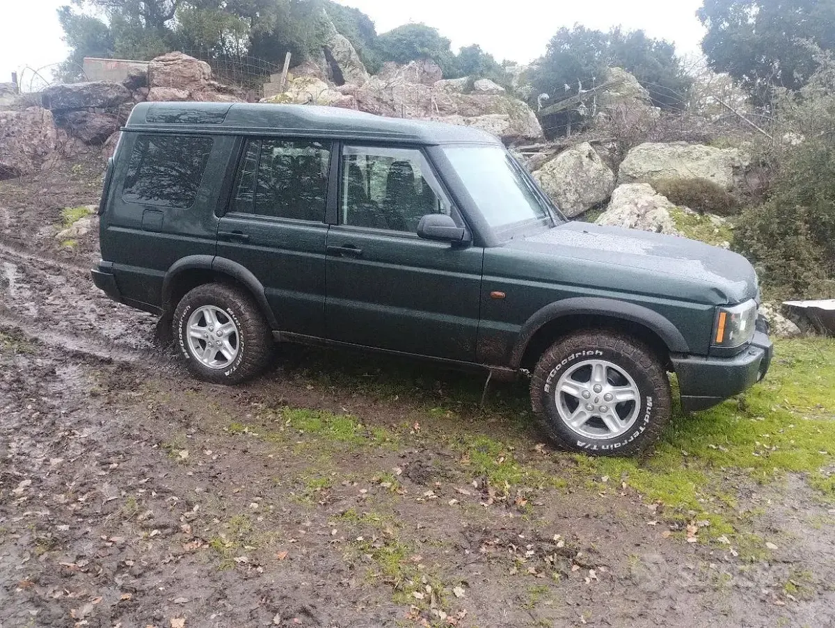 Usata Land Rover Discovery 2 138 CV (101 kW) 2003 Verde SUV