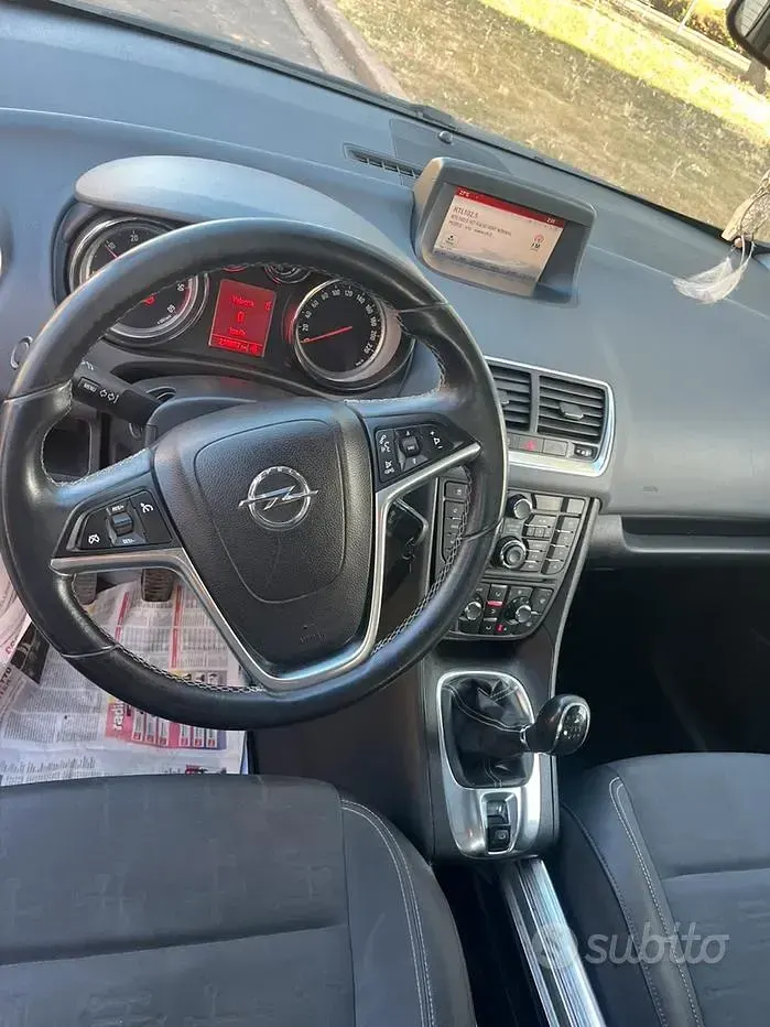 Usata Opel Meriva 110 CV (80 kW) 2014 Grigio Monovolume