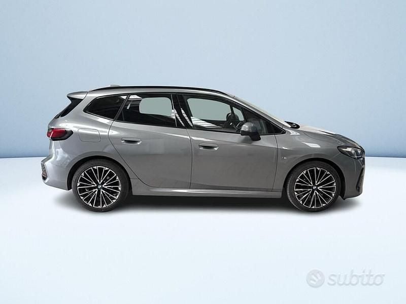 Usata BMW 218 Active Tourer M Sport 150 CV (110 kW) 2025 Grigio metallizzato Monovolume