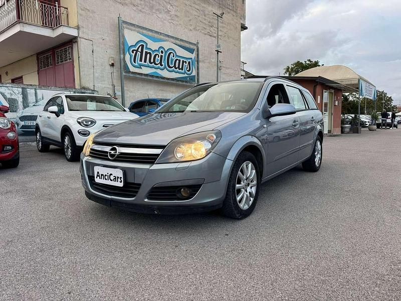 Usata Opel Astra Club 90 CV (66 kW) 2006 Grigio Station wagon