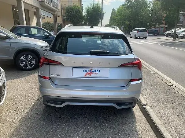 Usata Skoda Kamiq Style 110 CV (80 kW) 2022 Argento SUV