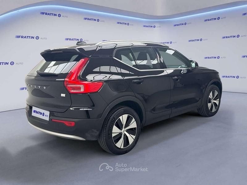 Usata Volvo XC40 129 CV (94 kW) 2022 Nero SUV