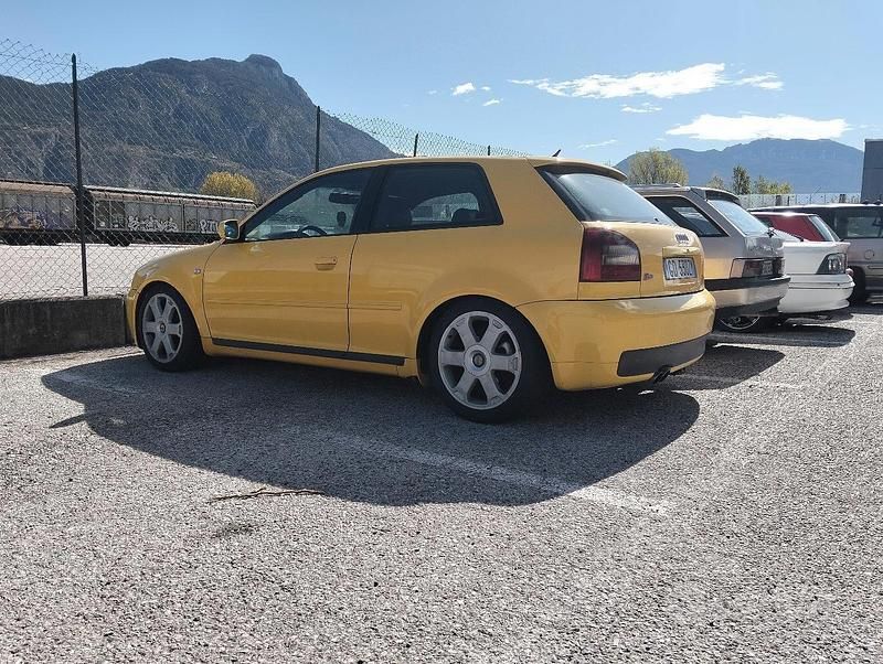 Usata Audi S3 2000 Utilitaria