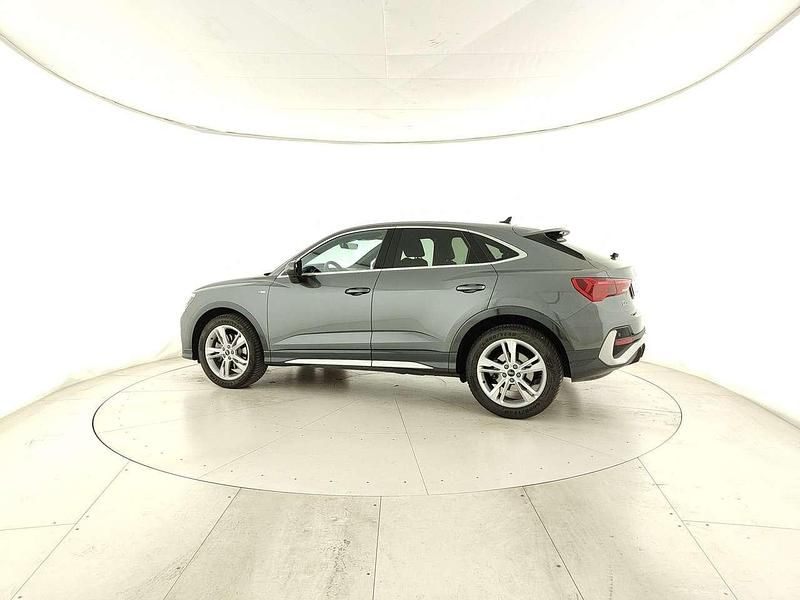 Usata Audi Q3 S-Line 190 CV (139 kW) 2024 Grigio SUV