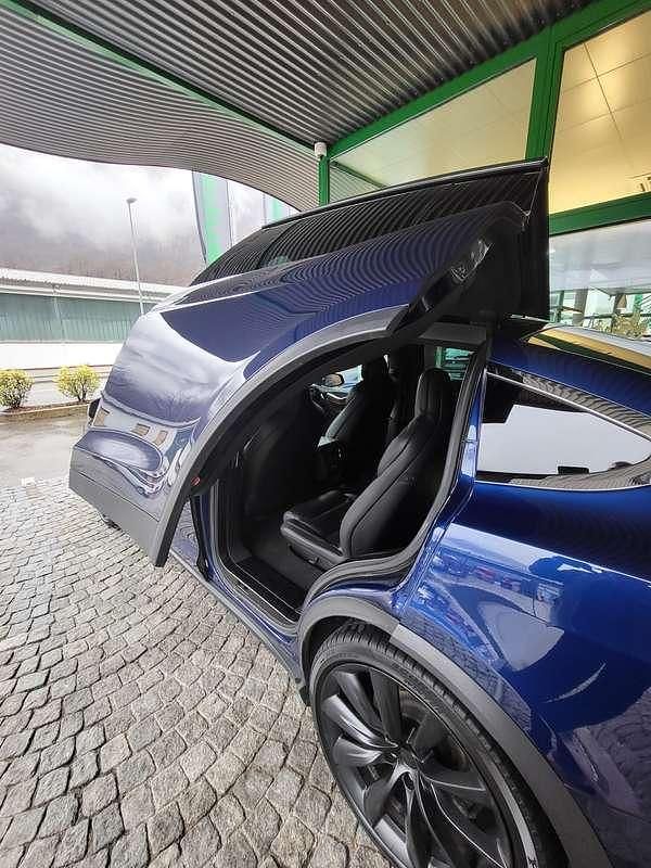 Usata Tesla Model X 386 kW (525 CV) 2017 Blu/azzurro SUV