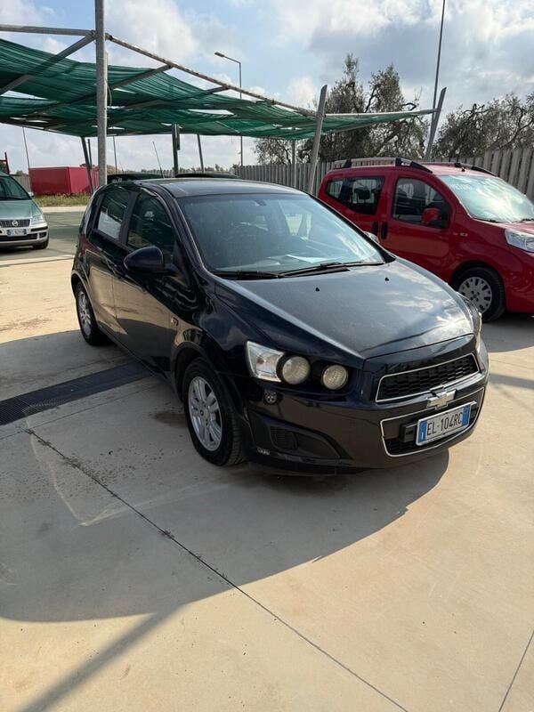 Usata Chevrolet Aveo LT 86 CV (63 kW) 2012 Nero Berlina