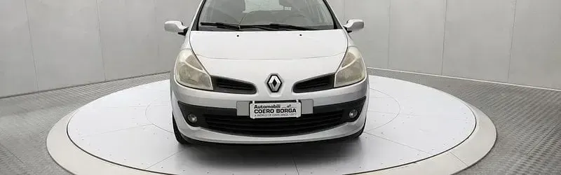 Usata Renault Clio Techno 91 CV (66 kW) 2025 Nero Utilitaria