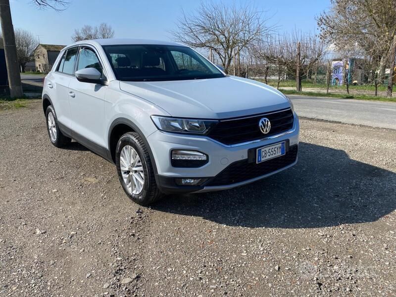 Grigio Usata 2020 VW T-Roc Business SUV | 18.400 € (Super prezzo) - Immagine 1/4