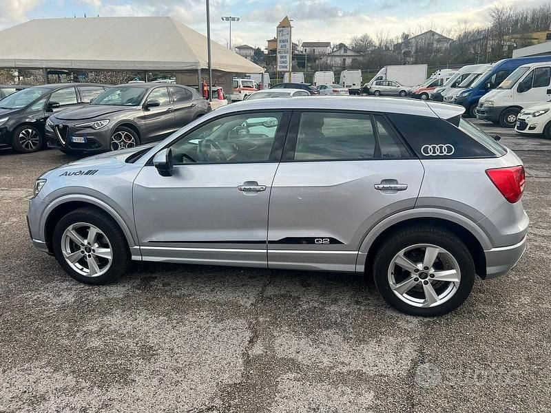 Usata Audi Q2 116 CV (85 kW) 2017 Grigio SUV