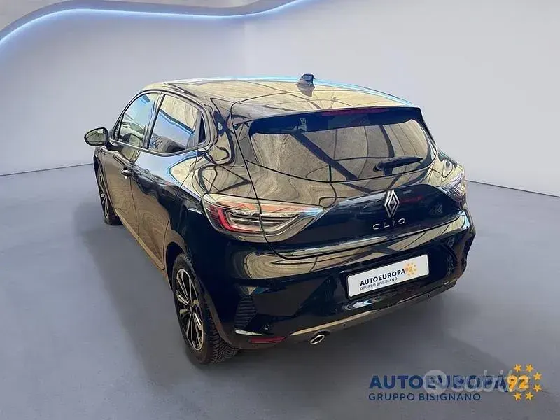 Usata Renault Clio V Techno 91 CV (66 kW) 2025 Nero Berlina