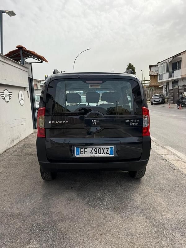 Usata Peugeot Bipper Outdoor 75 CV (55 kW) 2011 Nero Monovolume