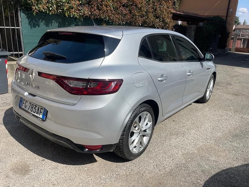 Usata Renault Mégane IV Bose Edition 110 CV (80 kW) 2016 Argento Berlina