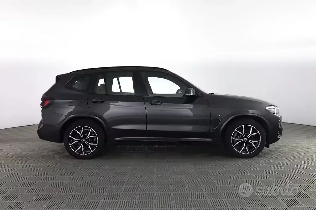 Usata BMW X3 M Sport 286 CV (210 kW) 2024 Grigio SUV